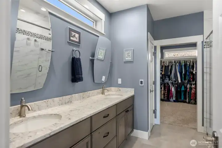 Primary Bath with heated flooring