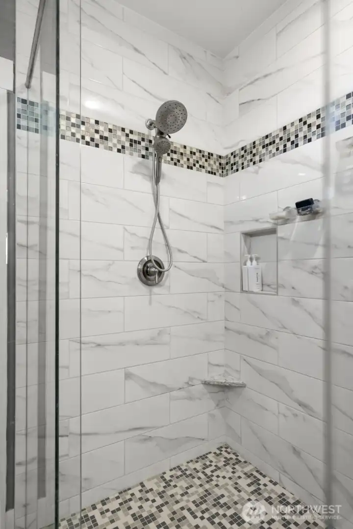 Primary tile shower