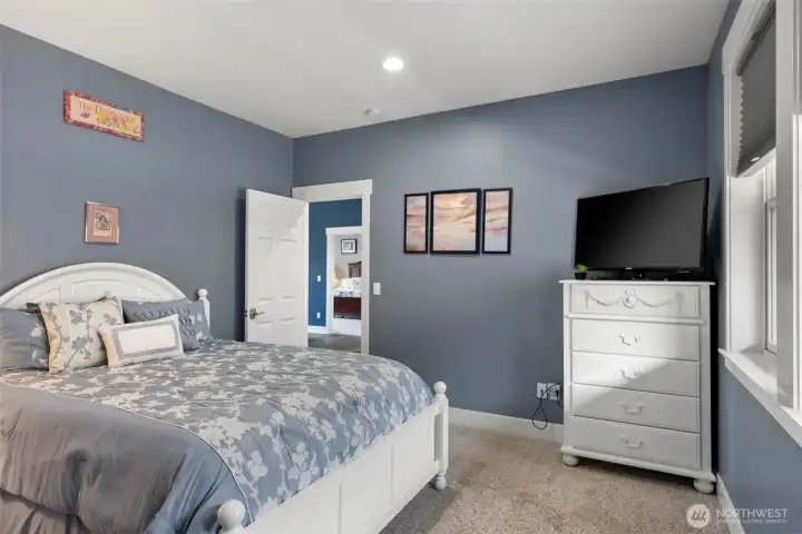 2nd Bedroom