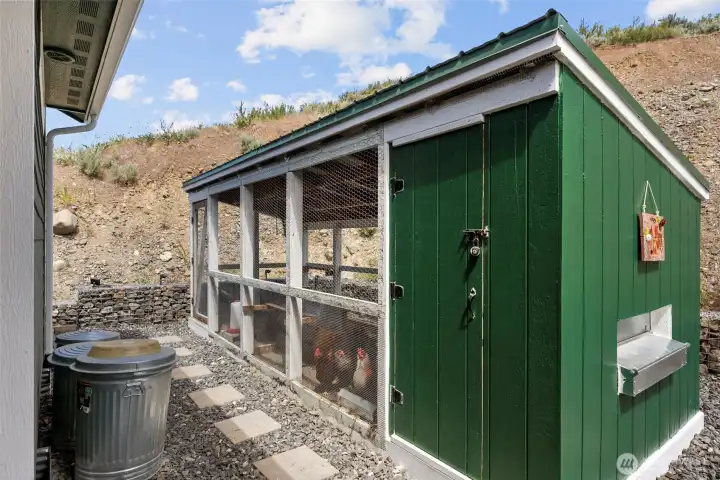 Chicken coop