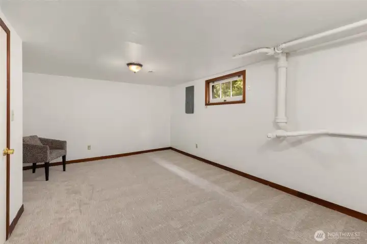 2nd huge lower level rooms could be media room, guest quarters, office, workout room.... 2nd huge lower level rooms could be media room, guest quarters, office, workout room....