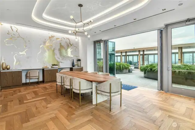 dining room off the kitchen