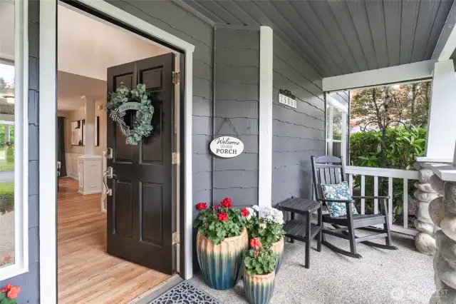 Cozy Country Entrance