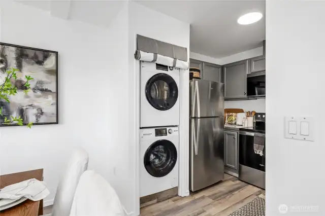In Unit Full Size Washer & Dryer purchased dec 2024