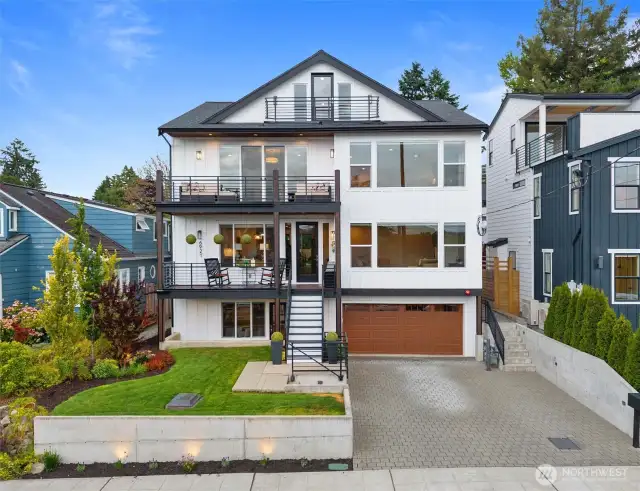 Discover Your Dream Home! This stunning residence boasts modern elegance and breathtaking views, perfect for both relaxation and entertaining