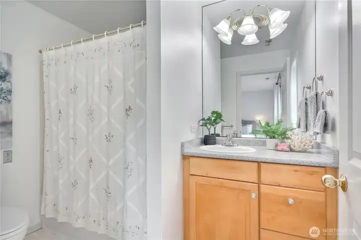 Primary bath
