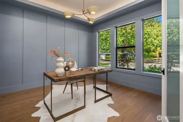 Designated den & dining room