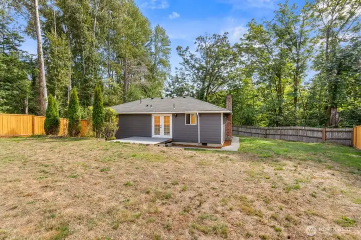 Very spacious yard