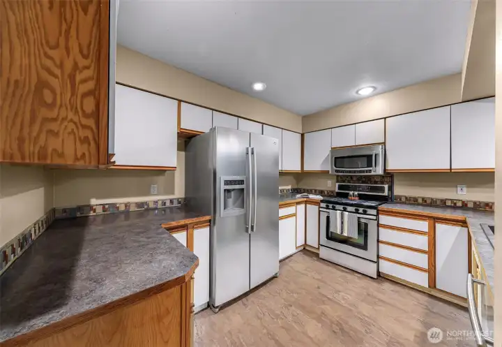 Kitchen with LOTS of counterspace