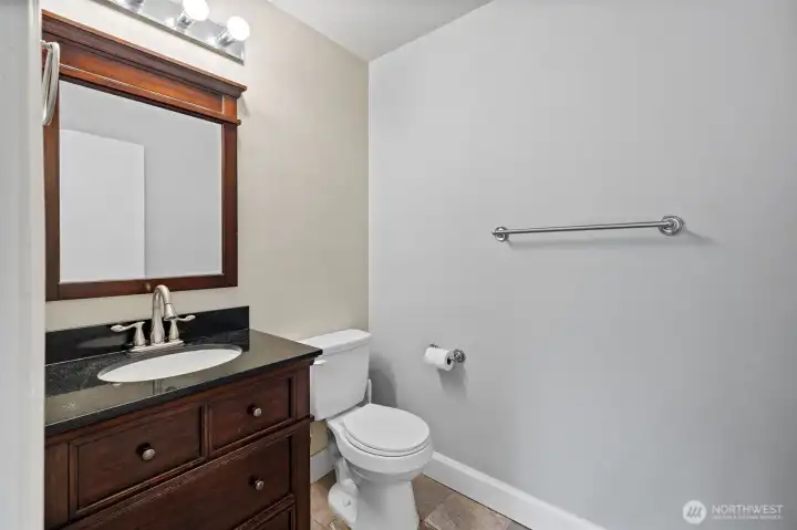 Primary 1/2 bathroom