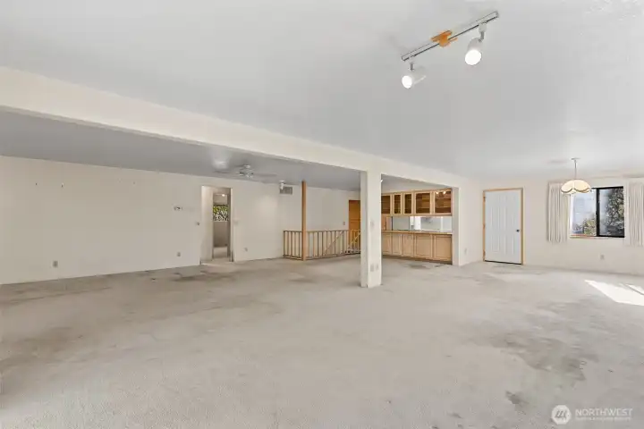 Rec area/Living room