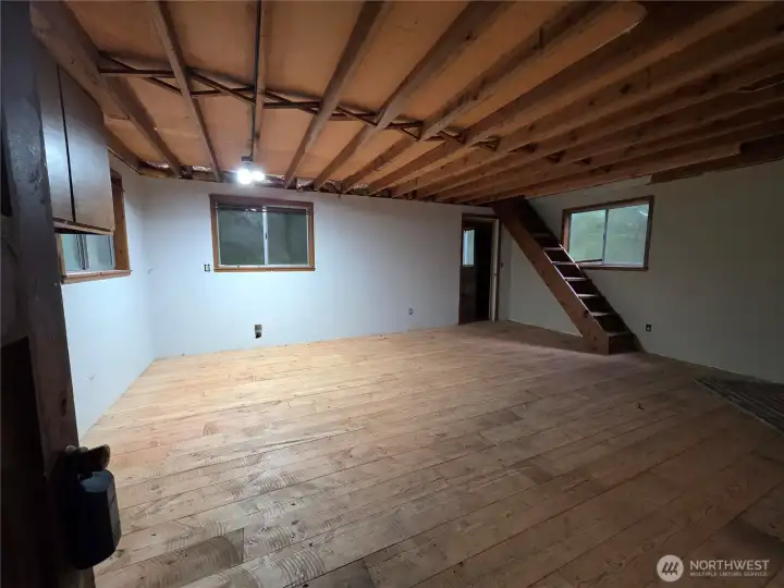 open area downstairs in cabin