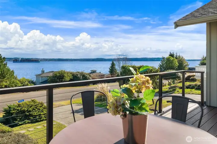 On a clear day, you have unparalleled views of Mount Rainier and the Cascades.