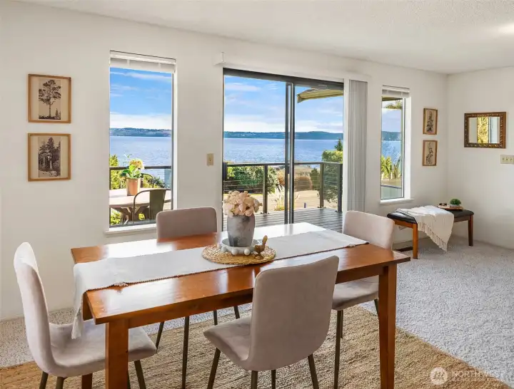 The new TREX deck is the ideal location for dining al fresco.