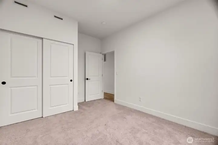 Front Bed/Office