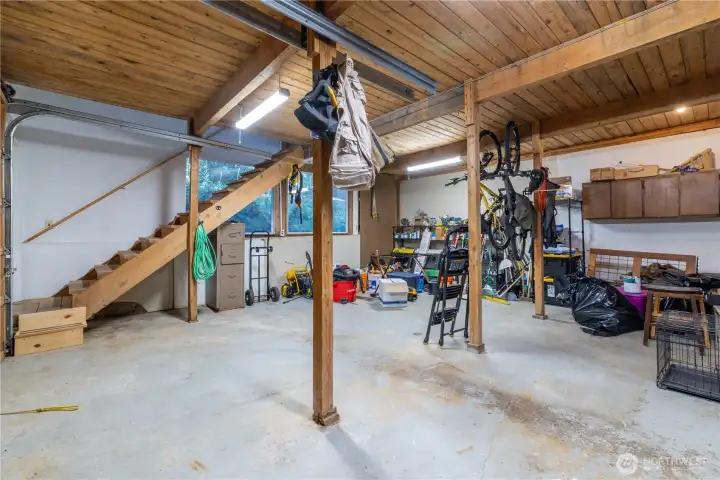 Spaciousgarage