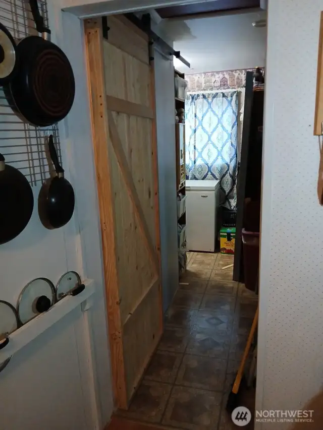 new bathroom door!