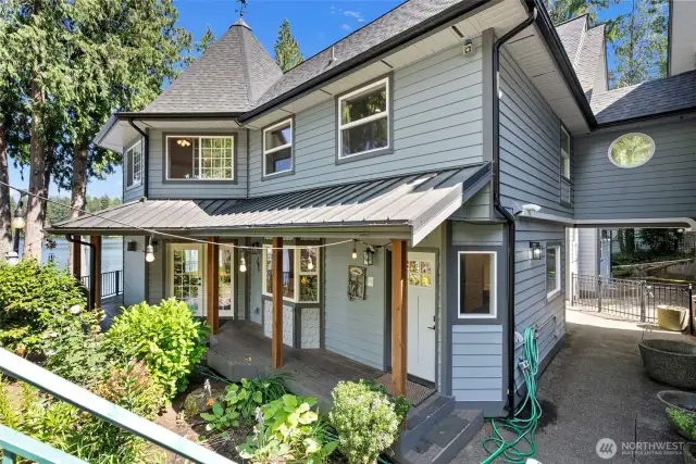 Covered front entry and breezeway