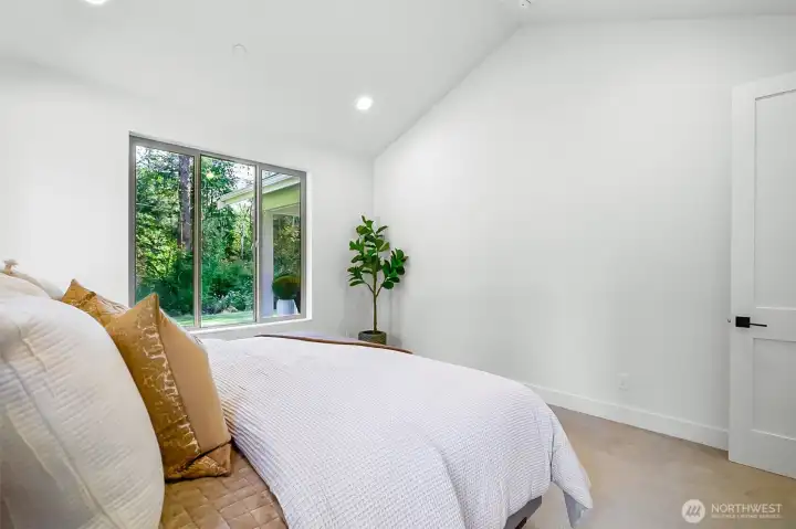 Main Residence - Primary Bedroom