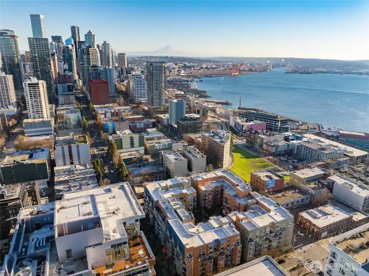 The energy of the city is at your doorstep from here! The energy of the city is at your doorstep from here!