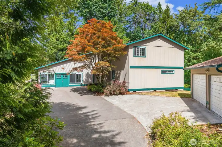 Welcome to your forest retreat home. Welcome to your forest retreat home.