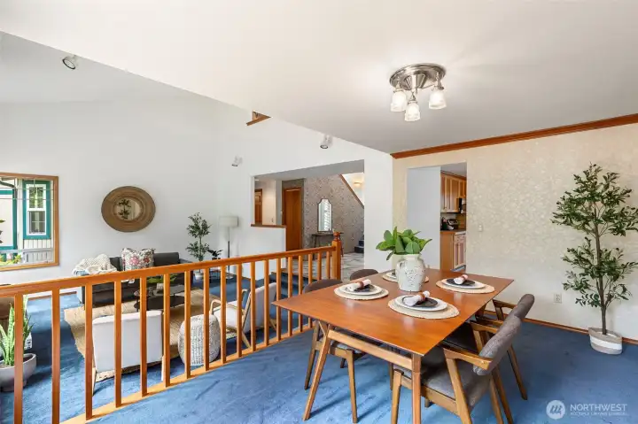 Here you can also see the doorway from the kitchen into the dining area and living room. Here you can also see the doorway from the kitchen into the dining area and living room.