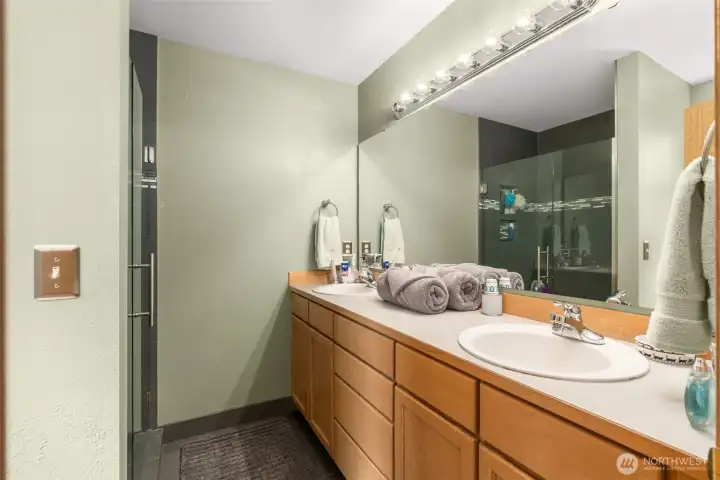 Primary ensuite