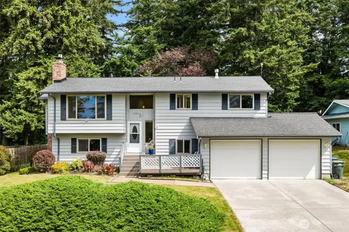 Classic 1977 split-level curb appeal in a quiet, sought-after neighborhood. Classic 1977 split-level curb appeal in a quiet, sought-after neighborhood.