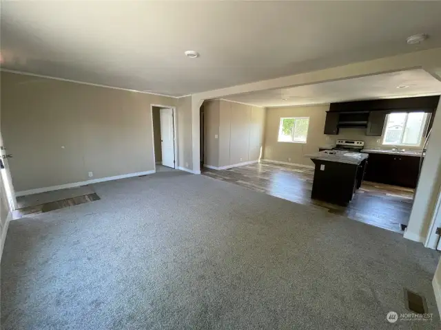 Living Room/Kitchen