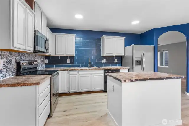 Imagine preparing meals in this space. The potential.