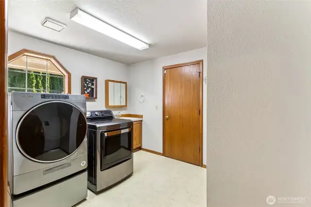 Laundry Area on Main