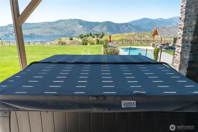 Large hot tub on lower patio
