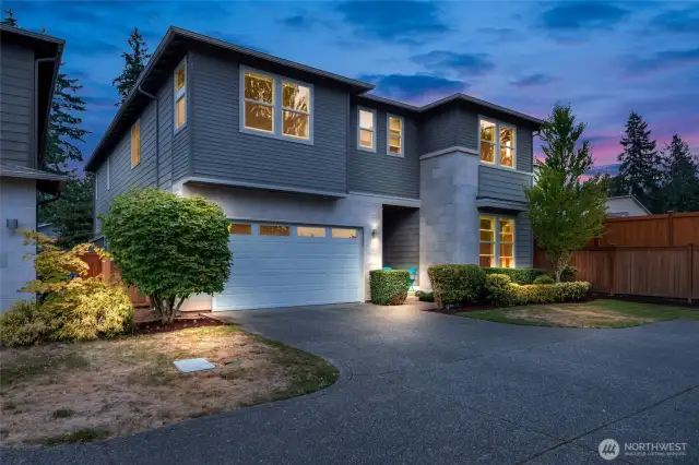 Experience the best of Bothell in this Filbert Glen stunner tucked away on a tree-lined culdesac.