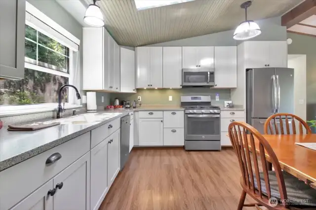 New Kitchen in full details