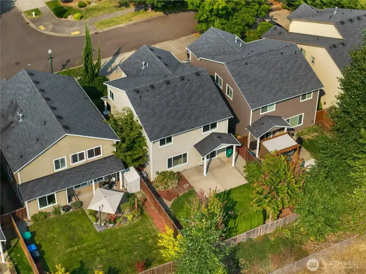 Welcome to your new home!   Conveniently located to I-5, Capitol Medical Center, Grass Lake Nature Park, Evergreen State College, Westside shopping, and restuarants.