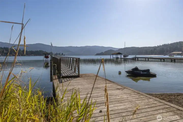Stunning Great NW living on Lake Whatcom .