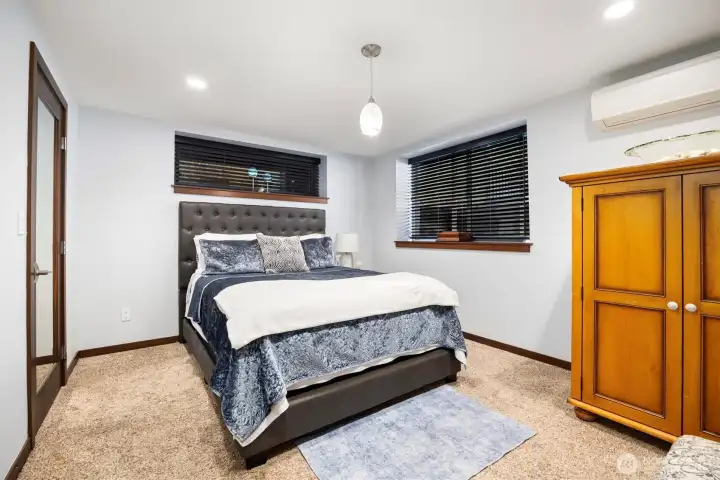 Lower bedroom #2