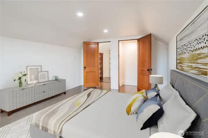 This photo has been virtually staged