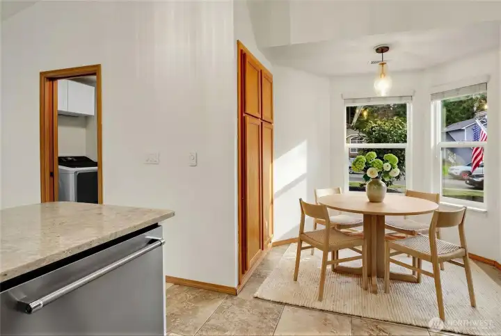 Virtually staged breakfast nook