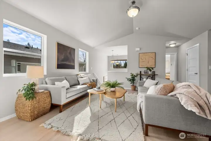 Photographs are for illustrative purposes only. Features, finishes, interior/exterior colors, landscaping and floorplan shown may vary from actual homes built