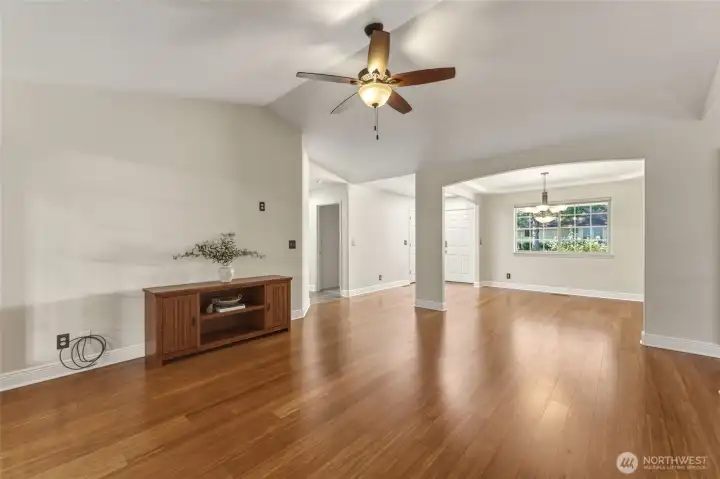 Formal Dining Room with Vaulted Ceilings and Ceiling Fan
