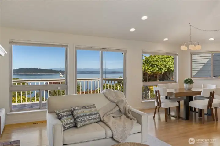 The second living room/family room with equally dazzling views.