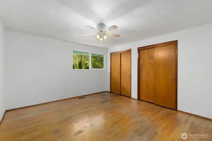Bedroom Upstairs Bedroom Upstairs