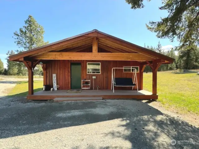 Cabin-1BR/1Bth and laundry
