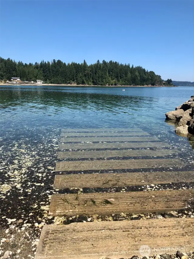 community boat launch