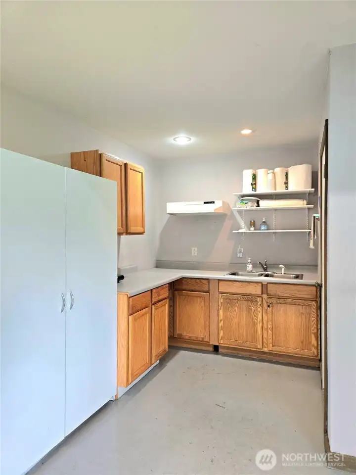Kitchenette in studio.