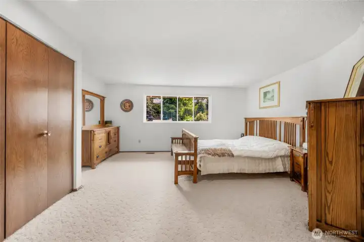 Primary bedroom