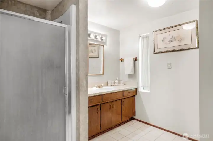Guest home 3/4 bath