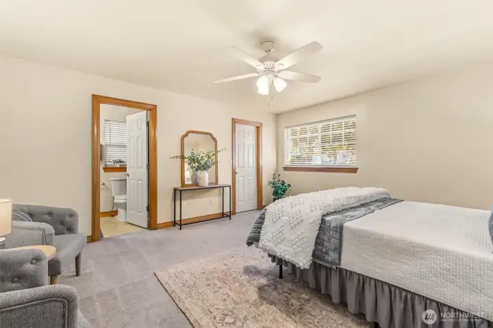 Main Floor Primary