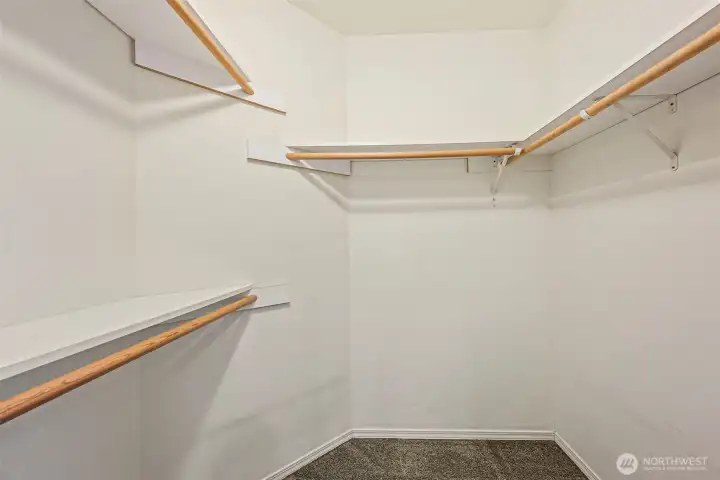 Walk-in Closet